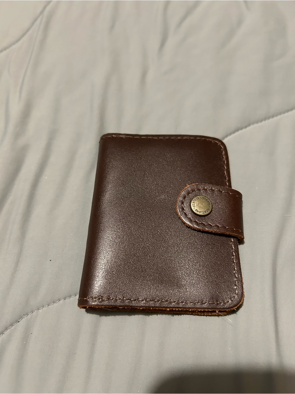 Portland Leather mini bifold wallet in grizzly